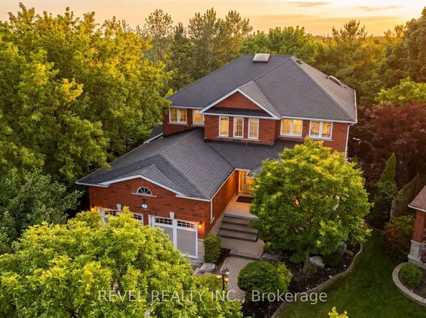 7 Callander Ct, Ajax, ON L1S 7M5