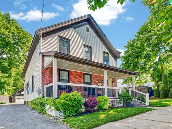 19 W Montgomery Street, Johnstown, NY 12095
