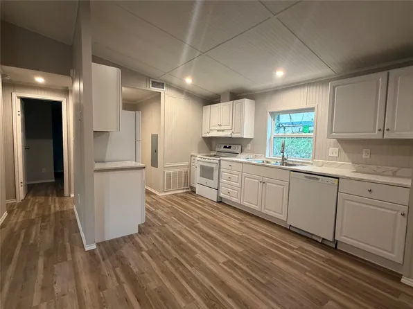 21475 Coyote Trl APT 2, Leander, TX 78645