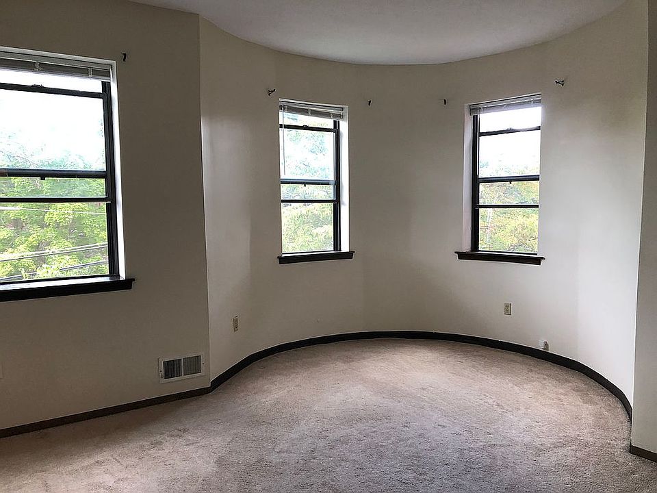 front turret bedroom
