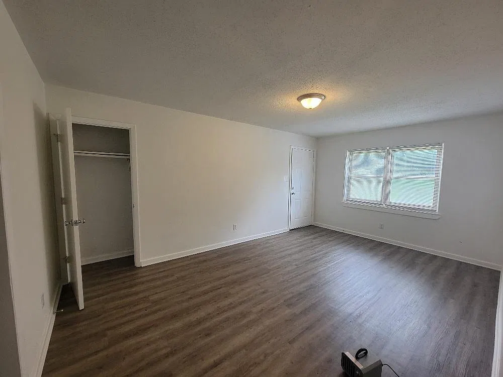 2 bed, 800 sqft, $850 — Photo 3