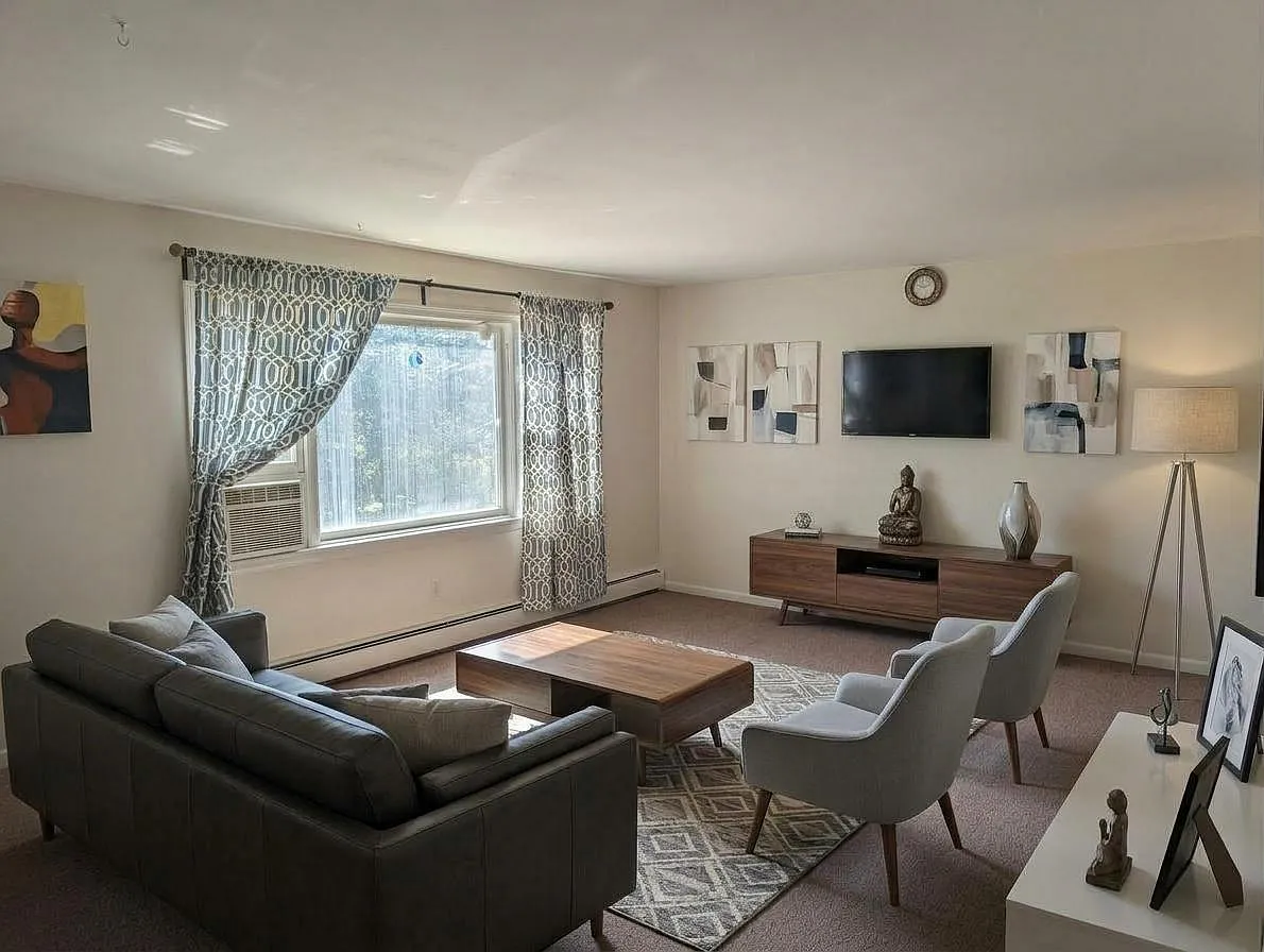 26 Lorraine Ter — Photo 3
