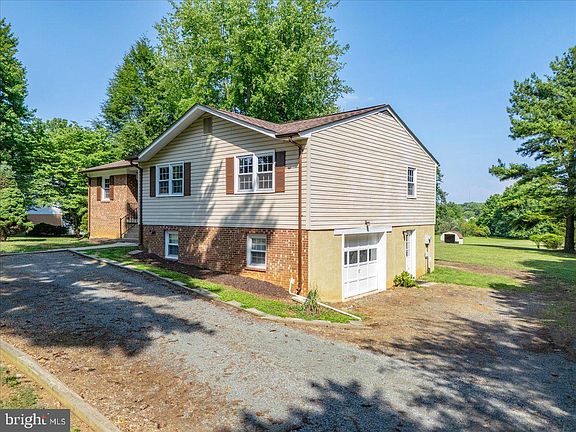 2nd image of 6793 Riley Rd