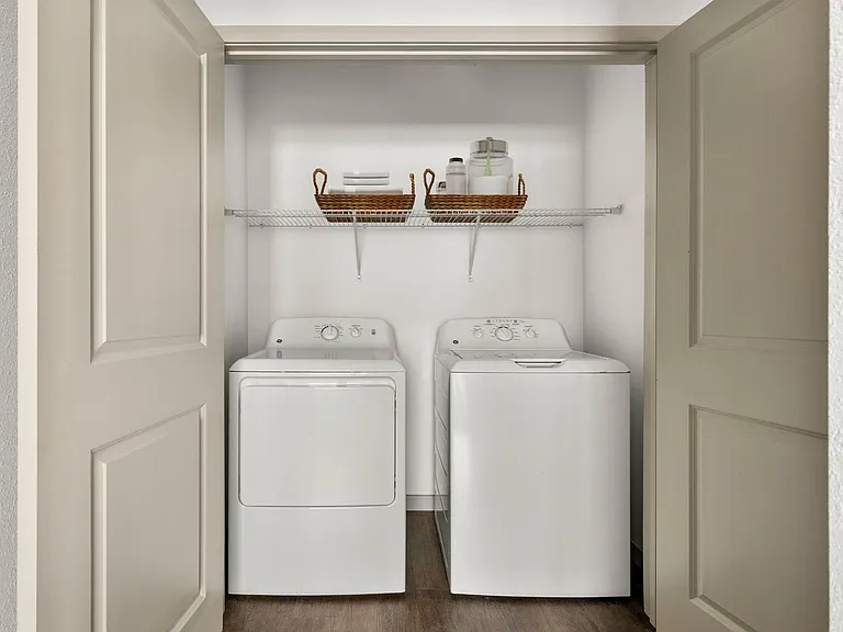 The Lodge at Hidden River - Laundry