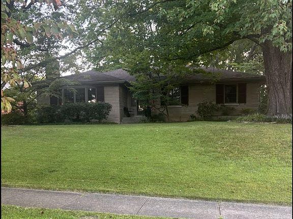 2nd image of 317 Greenbriar Rd