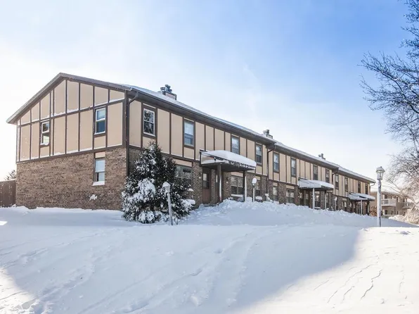 528 Manchester LANE, Hartland, WI 53029