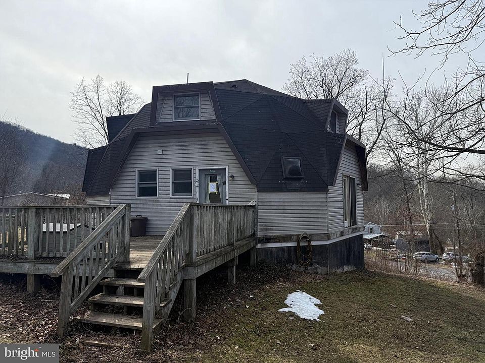 1st image of 15 Lower Paradise Dr