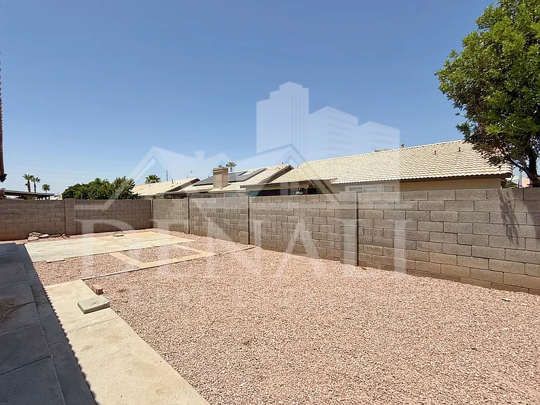 490 E Bart Dr — Photo 22