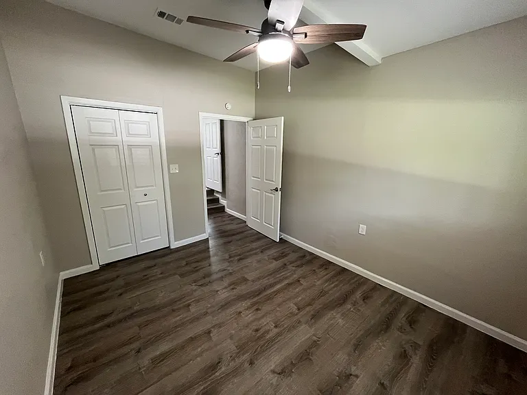 10608 Cayuga Dr — Photo 6