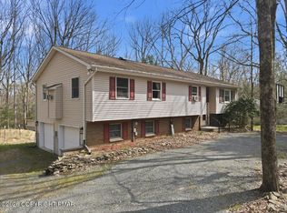 315 Mountain View Dr, Jim Thorpe, PA 18229