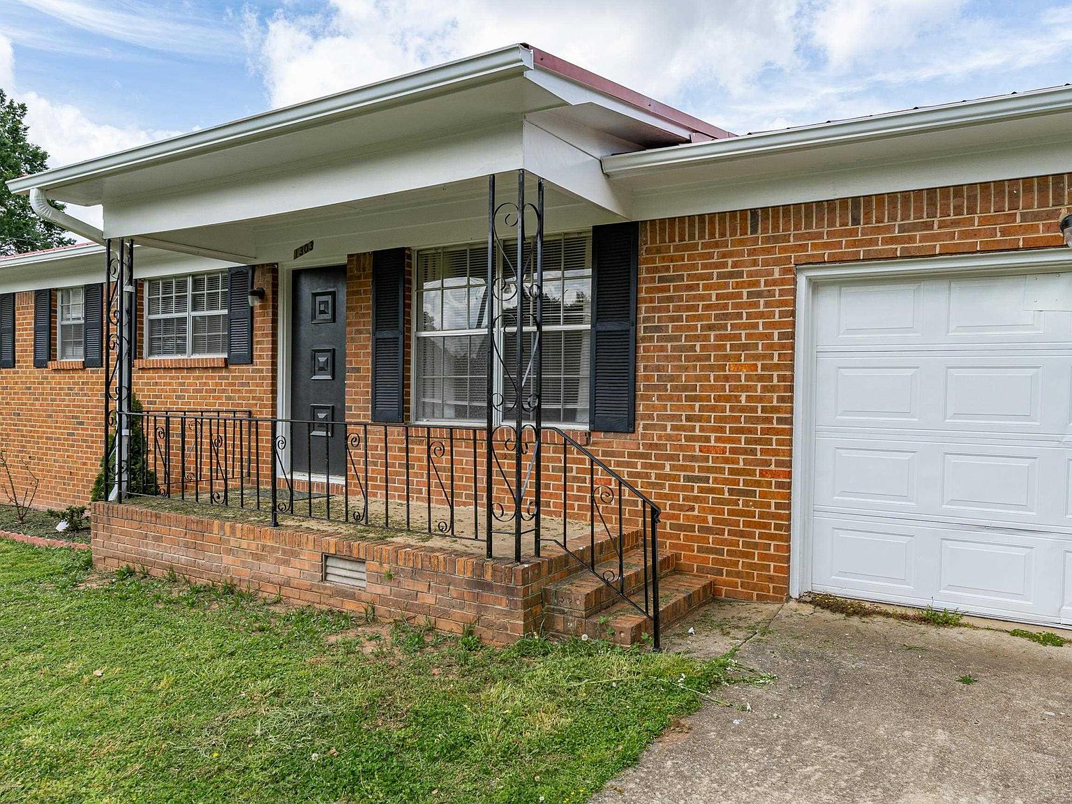 1303 Pennylane SE, Decatur, AL 35601 Zillow