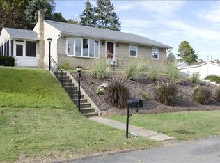 1721 Liggett Ave, Reading, PA 19607