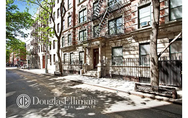 Rented by Douglas Elliman | media 39
