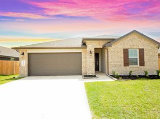 1410 Island Grove Dr, Iowa Colony, TX 77583