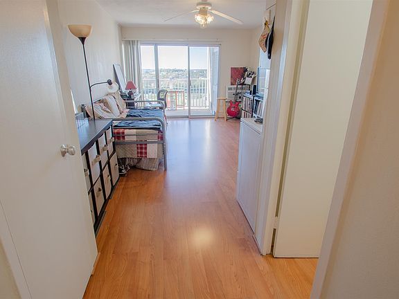 4th image of 3415 W End Ave #E-1002