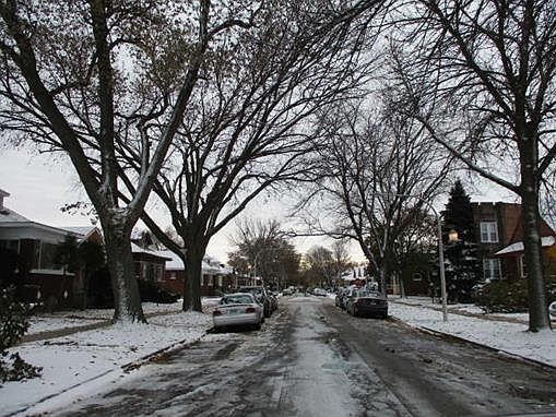 4th image of 8348 S Crandon Ave
