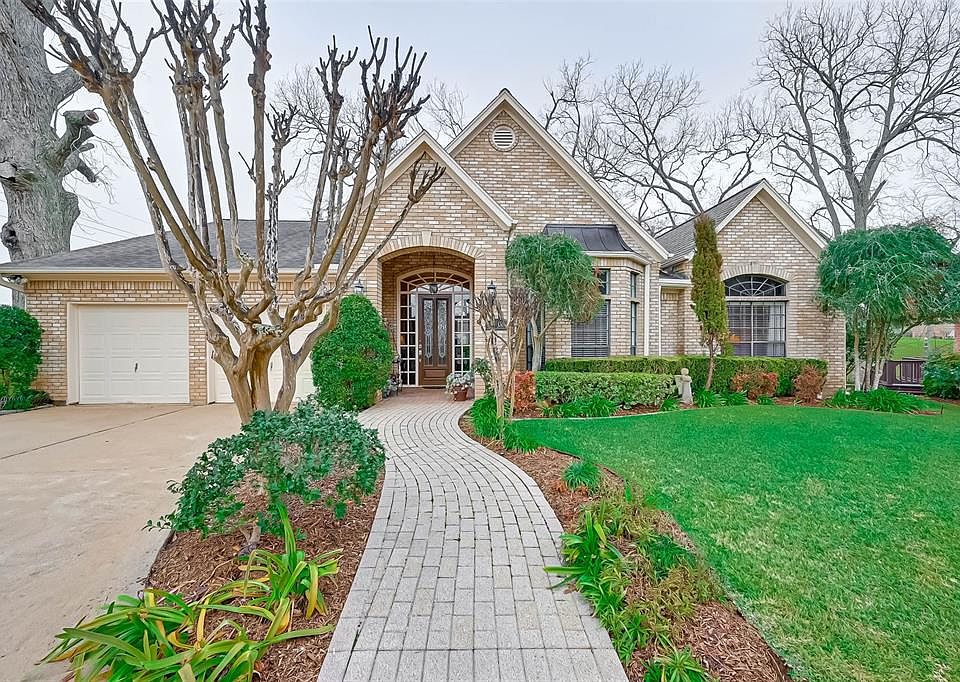 4838 Lake Village Dr. Welcome Home!