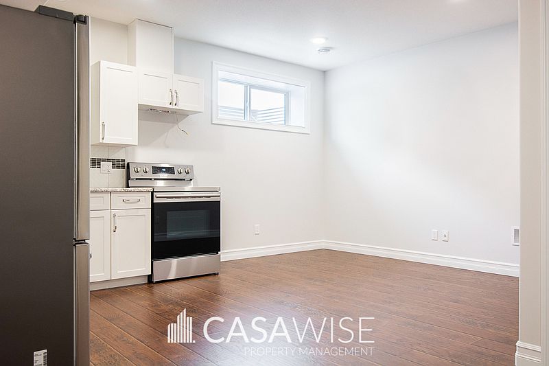 Edmonton House for rent - 4 Bedrooms — photo 17
