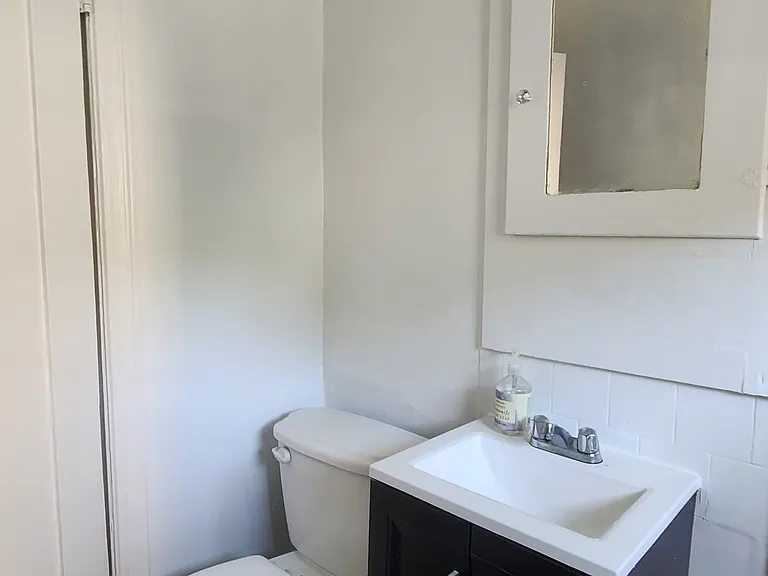 1803 N Wilton Pl #108 — Photo 11