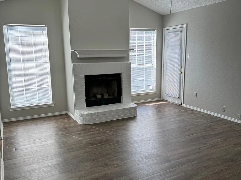 311 Moss Hill Dr — Photo 13