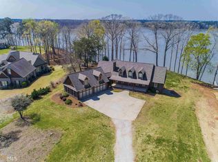 1030 Sunset Dr, Greensboro, GA 30642