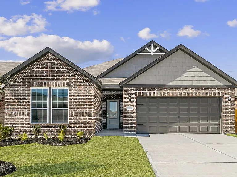 404 San Miguel Creek Dr — Photo 1