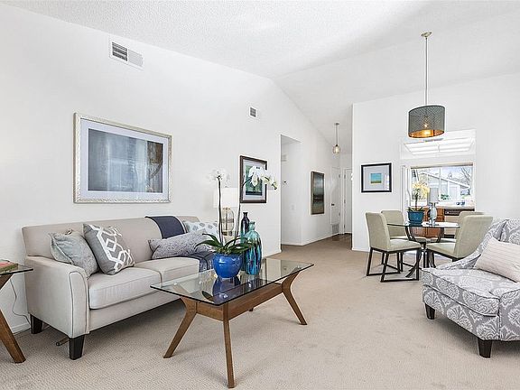 4th image of 318 N Wildwood