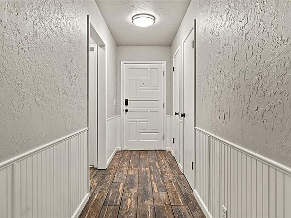 4th image of 1504 Timber Creek Dr