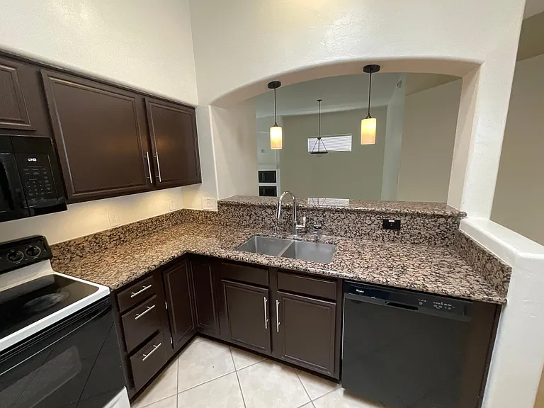 7370 E Placita Luz De La Luna — Photo 13