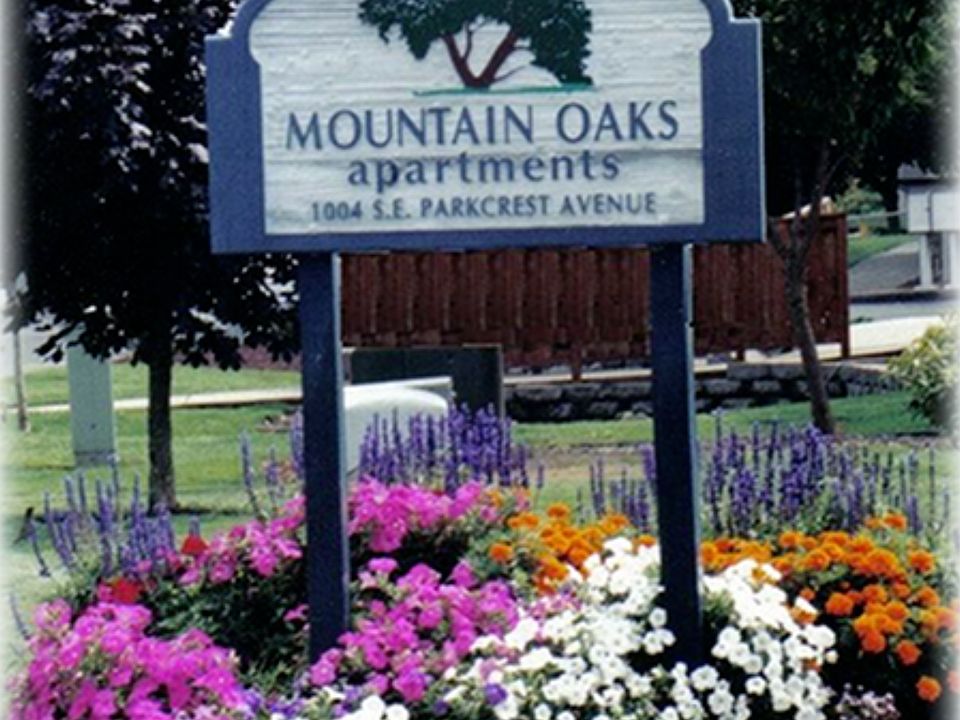 Welcome to Mountain Oaks