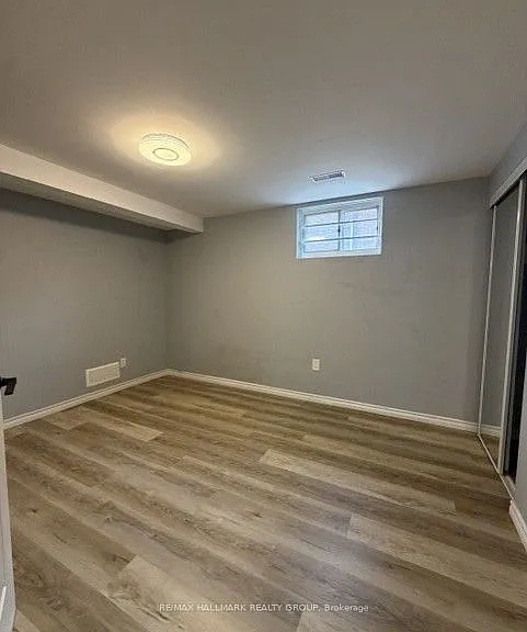 98 Donald St #2 — Photo 16
