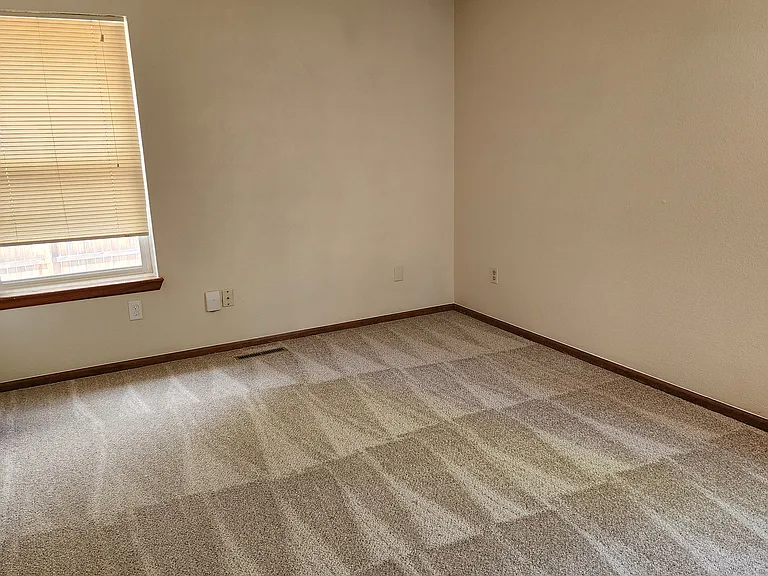 2730 Bluegrass Dr — Photo 20