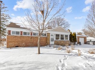 9432 Sayre Ave, Morton Grove, IL 60053