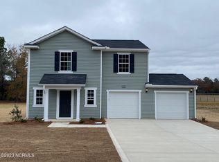 397 Walters Run Dr, Raeford, NC 28376