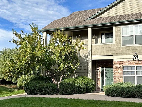 2nd floor, quiet condo, far from traffic