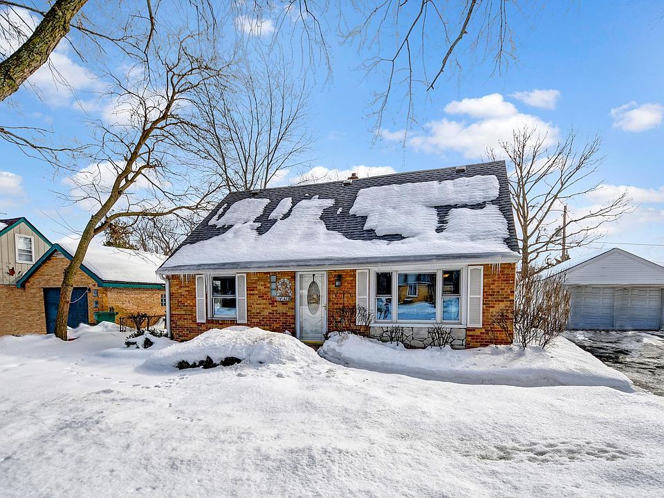 1st image of 6427 W 81st Pl