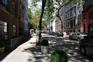 Rented by NY Casa Group