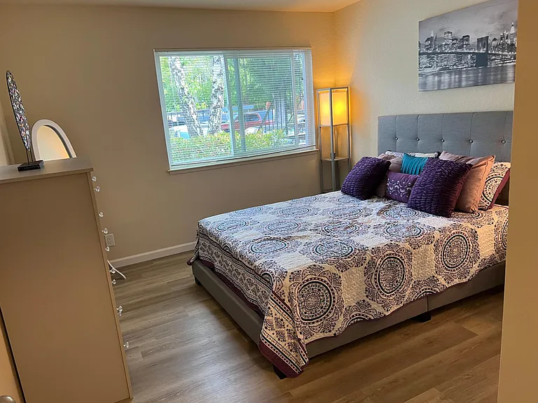 Windemere Apartments — Photo 11