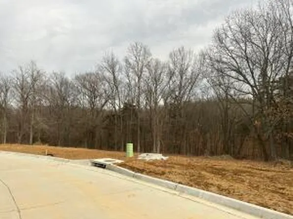 226 Boone Poin, Boonville, MO 65233