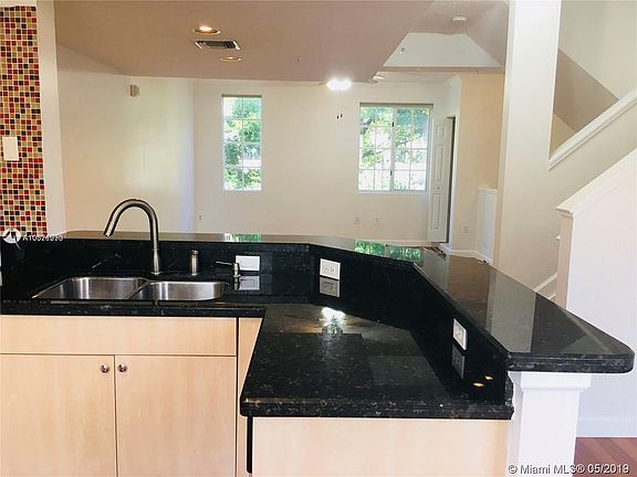 5th image of 2981 NE 185th St APT 1804
