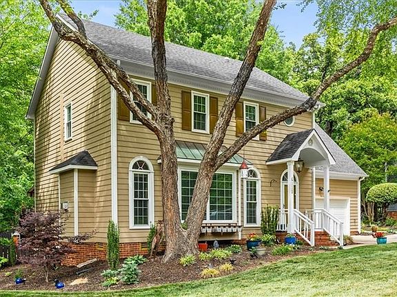 2nd image of 6110 Lindley Woods Dr
