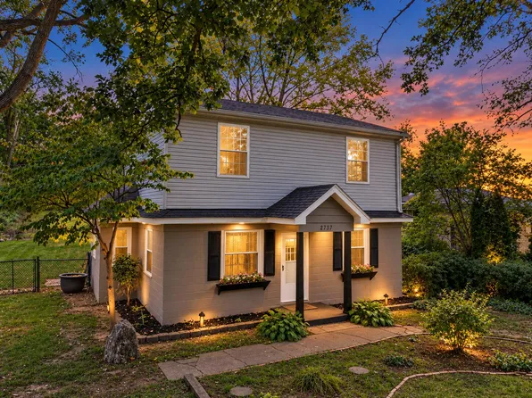 27547 Powers St, Westland, MI 48186