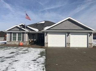 1388 Thornhill Dr, Jasper, IN 47546