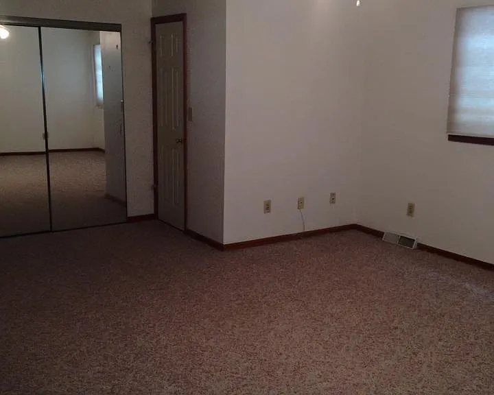 1 Terry Ct #1B — Photo 8