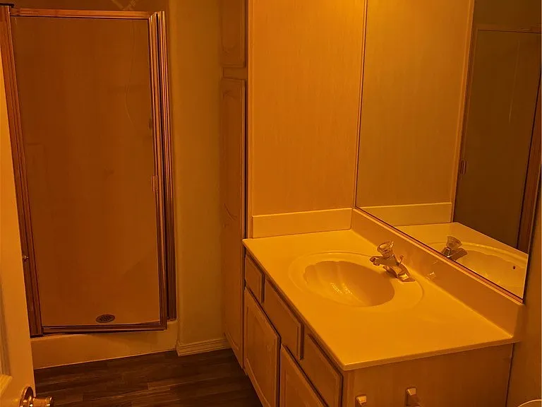 701 Capri Dr #11B — Photo 8