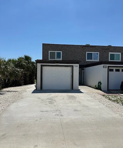 3547 S Central Ave — Photo 1