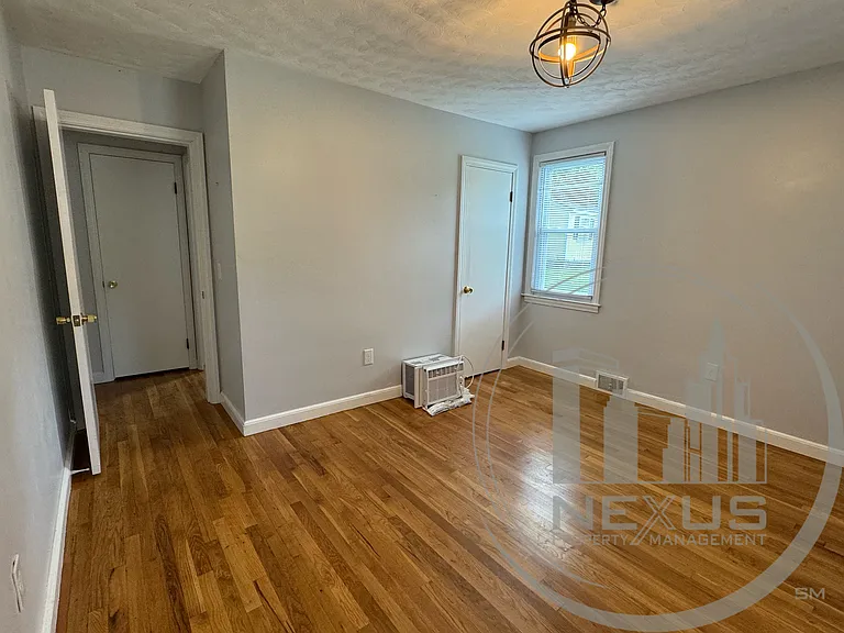33 Northgate Rd — Photo 21