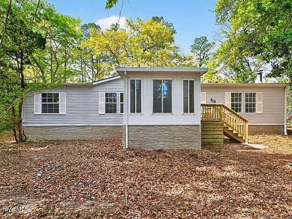 2nd image of 929 Lanvale Road NE