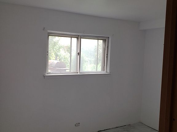 3rd image of 4039 S Harlem Ave APT 6