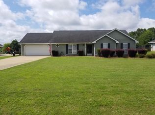 18 Honeysuckle Way, Fort Mitchell, AL 36856